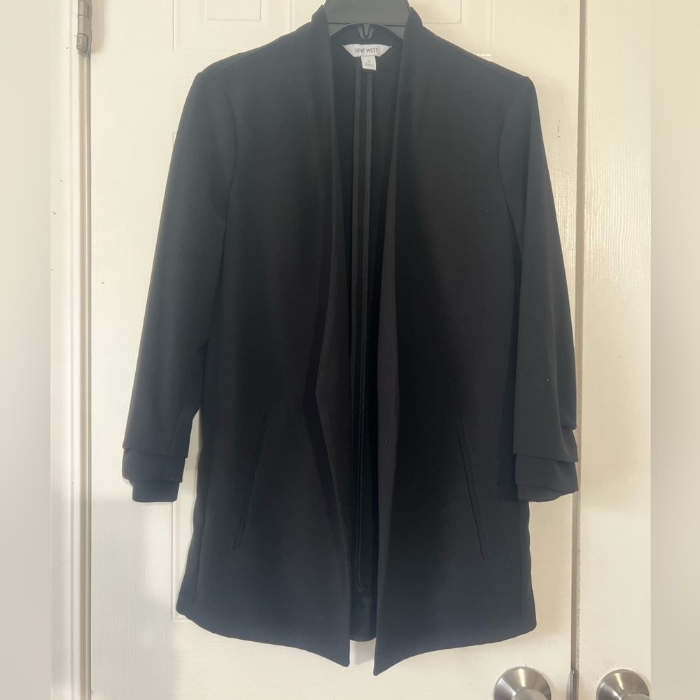 Women’s relaxed black blazer Nine West size Small